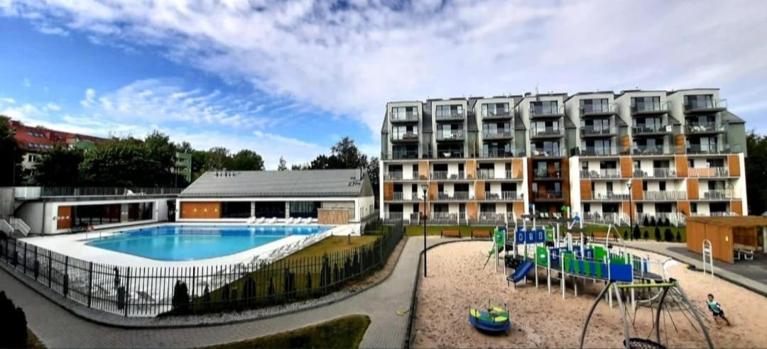Apartament Turkusowy Kolobrzeg Podczele Exteriör bild